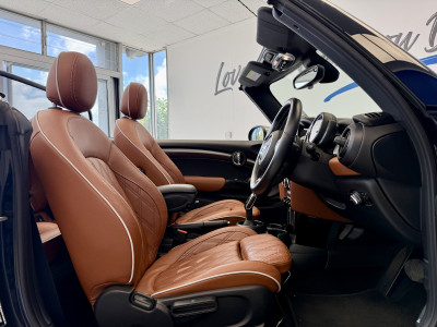  MINI Cooper 1.5 Exclusive Convertible automatic