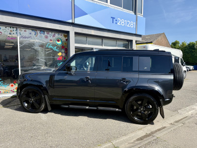  Land Rover DEFENDER 110 P400e (PHEV) X-DYNAMIC HSE