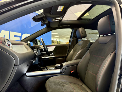  Mercedes-Benz EQA 350 215KW 66KWH 4M AMG LINE PREMIUM