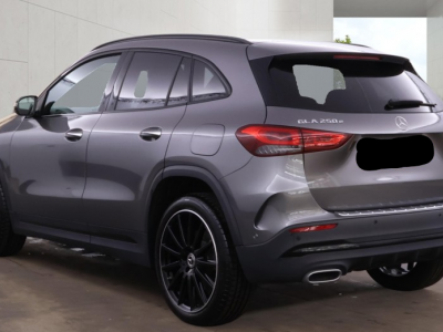  Mercedes-Benz GLA250E AMG LINE PREM+ NIGHT EDITION