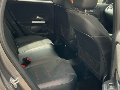  Mercedes-Benz GLA250E AMG LINE PREM+ NIGHT EDITION