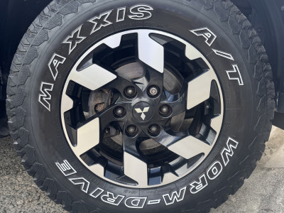  Mitsubishi L200 Barbarian SVP 2.4 DI-D