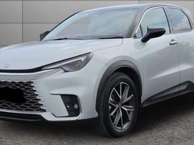  Lexus LBX 1.5 VVT-iE Takumi Design E-CVT