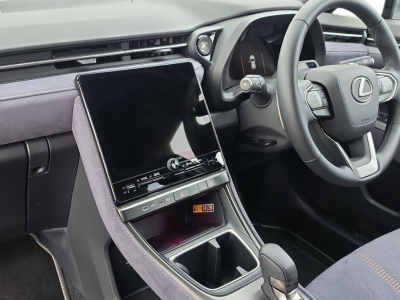  Lexus LBX 1.5 VVT-iE Takumi Design E-CVT