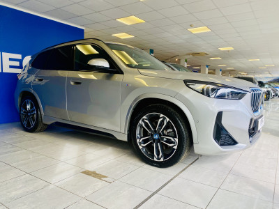  BMW IX1 XD30 66.5 kWh M Sport PRO Pack 309bhp (22kc)
