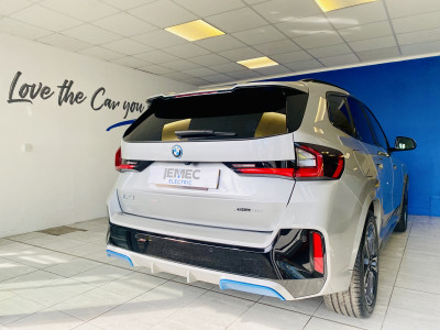  BMW IX1 XD30 66.5 kWh M Sport PRO Pack 309bhp (22kc)