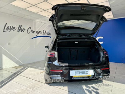  Volkswagen NEW Golf 1.5 e TSi BLACK EDITION DSG